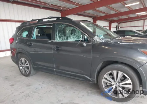 2020 Subaru Ascent Premium z USA, uszkodzony, nr VIN 4S4WMAHD8L3438484